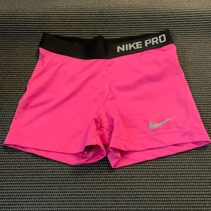 Nike Pros Pink